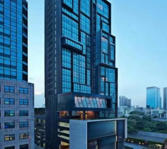 Apartment Ekkamai And Thonglor On Highfloor Skyline View With 24-hour Easy Self Checkin Access To Skybar Pool Gym Sky Terrace