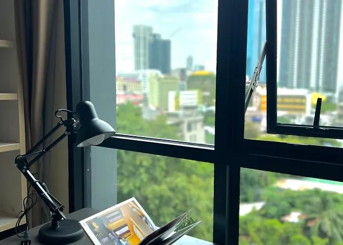 Apartment Ekkamai And Thonglor On Highfloor Skyline View With 24-hour Easy Self Checkin Access To Skybar Pool Gym Sky Terrace *